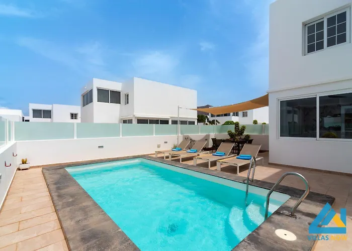 فيلة 243 - Casa Yesenia By Now Ltd بلايا بلانكا