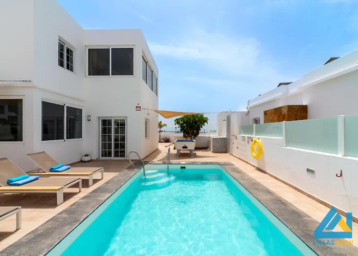 فيلة 243 - Casa Yesenia By Now Ltd بلايا بلانكا